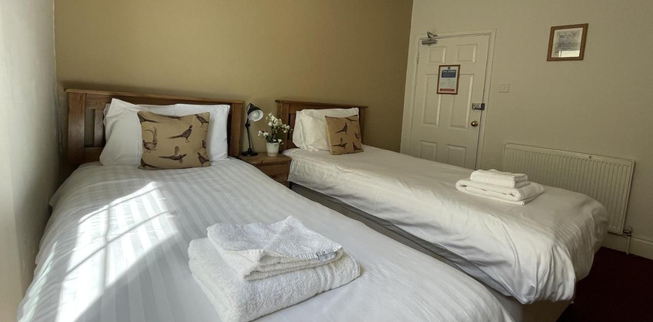 White Hart Hotel Wiveliscombe Номер фото